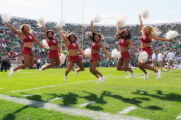 Oklahoma Cheerleaders 9-28-13